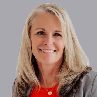 LeAnn Hume, Executive Director and Principal at Summit Commercial Real Estate Group